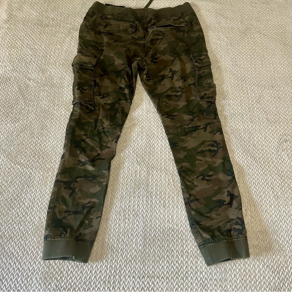 H&M Divided Men’s Camouflage Pants – Large, Pockets & Drawstring Waist - Picture 2 of 3